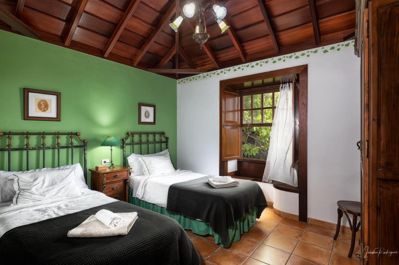 Lightbooking Los Morales Mazo Buitenkant foto
