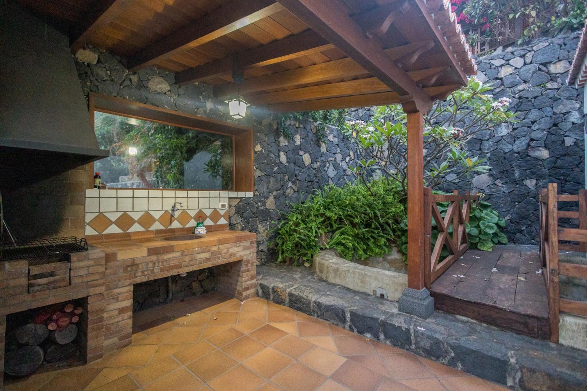 Lightbooking Los Morales Mazo Buitenkant foto